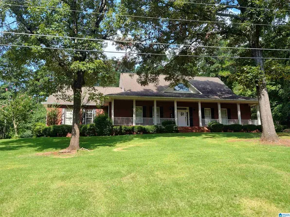 1500 W Magnolia Dr, Sylacauga, AL 35150