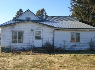 5442 157th St, Wadena, IA 52169