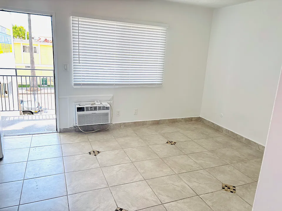 7101 Alabama Ave #11