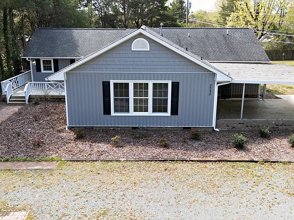 2nd image of 2234 Saddle Club Rd