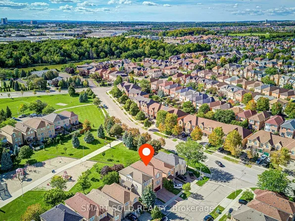 6 Sugarforest Dr, Vaughan, ON L4J 8M7