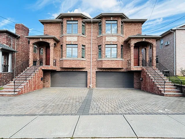 25 W Edsall Ave #A — Photo 1