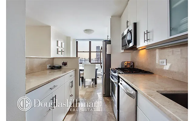 Rented by Douglas Elliman | media 2