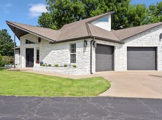 56901 E Walnut Dr, Afton, OK 74331