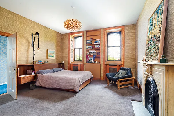 Sold by Corcoran | media 10