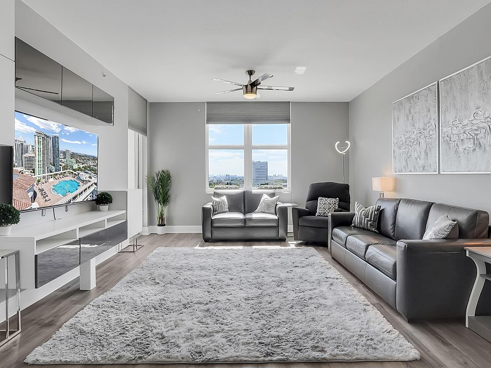 1st image of 511 SE 5th Avenue #908