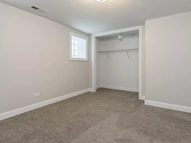 4342 W Augusta Blvd #G — Photo 3