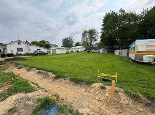 S Center St, Waterloo, IN 46793