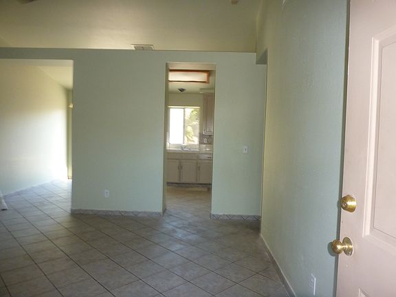 3rd image of 3513 Alabama Ct