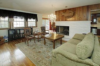 3rd image of 7143 Winter Forest Dr