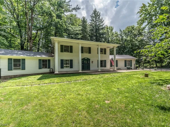 1318 Highland Ave E, Salem, OH 44460
