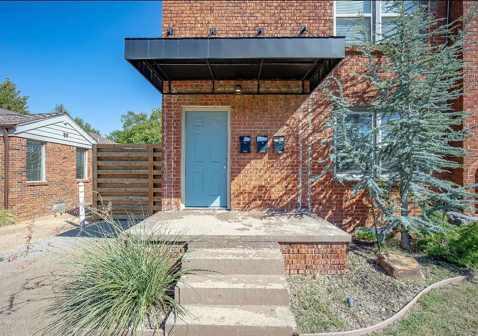 4614 N Classen Blvd — Photo 1
