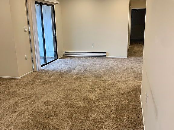 5th image of 14 E Pinecluster Cir #D
