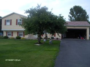 632 Gilmore Rd, Brockport, NY 14420