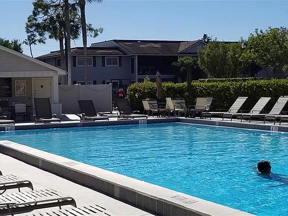 5th image of 14860 Summerlin Woods Dr Unit 8