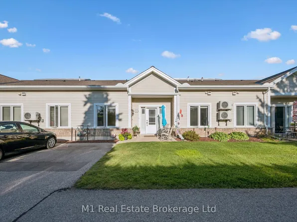 760 Woodhill Dr #104, Centre Wellington, ON N1M 3W5