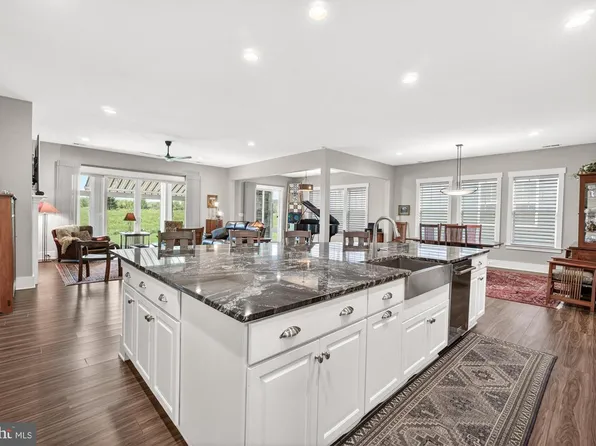 374 Lively Stream Way, Gettysburg, PA 17325