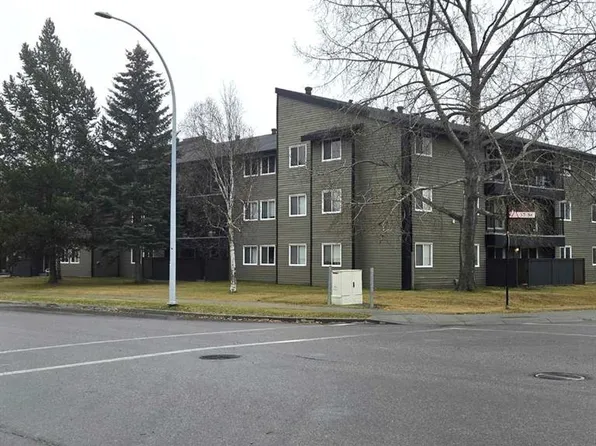 5611 S 10th Ave #105A, Edson, AB T7E 1R4
