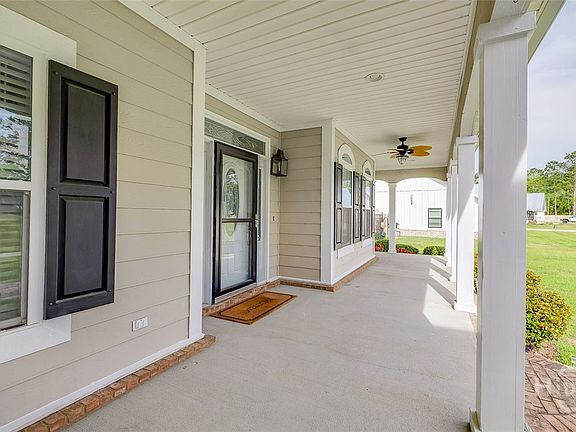 4th image of 358 Gracen Road
