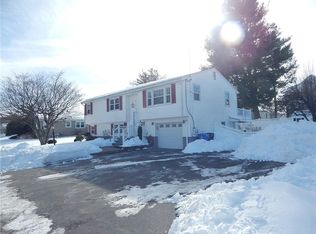 129 Vallette St, Cranston, RI 02920