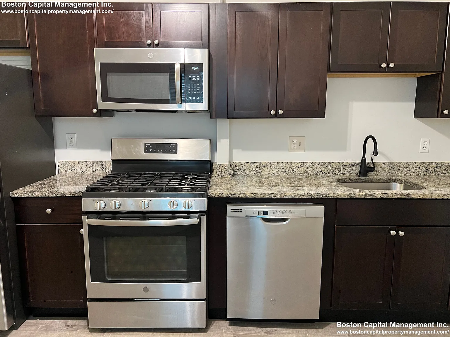 2 bed, 1.0 bath, $2,250 — Photo 2