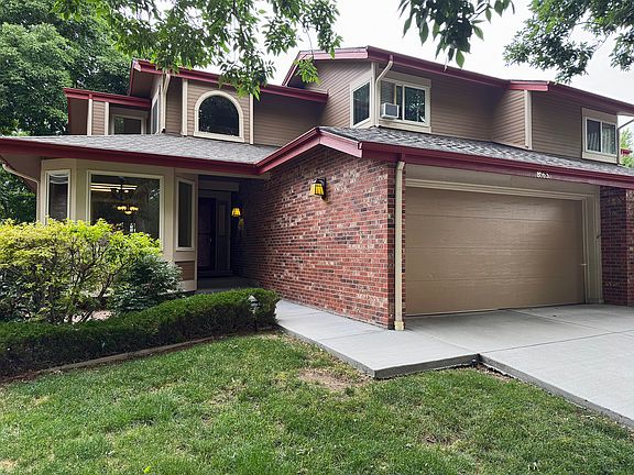 2nd image of 8563 Redstone St
