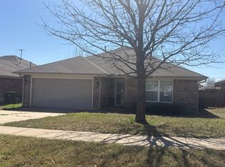 824 Crown Heights Ln, Purcell, OK 73080