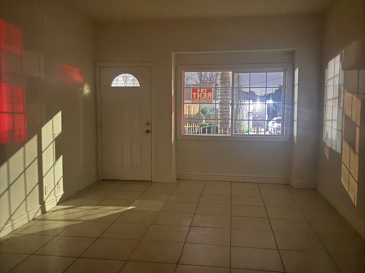 3 bed, 1100 sqft, $3,500 — Photo 4