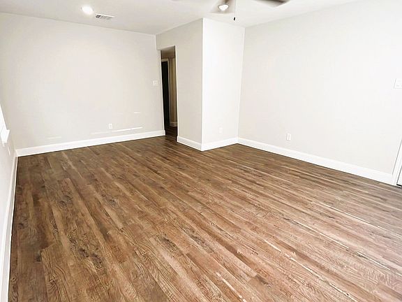 5th image of 711 S Houston Ave APT B