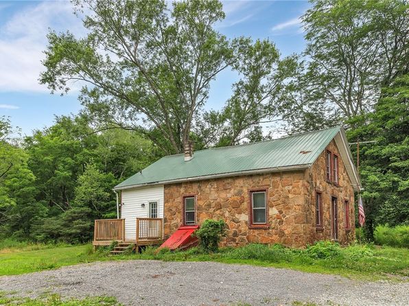 2505 Parkwood Rd, Shelocta, PA 15774