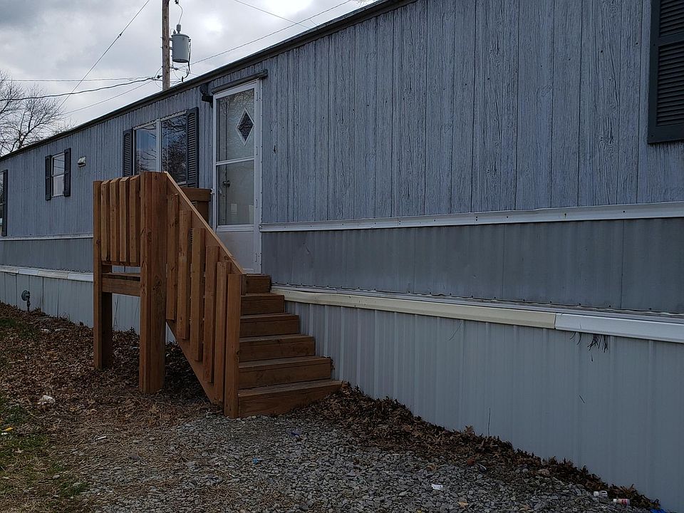1st image of 137 Glenway St