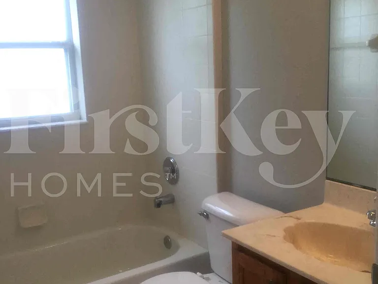 662 SW Sandbar Ter — Photo 21