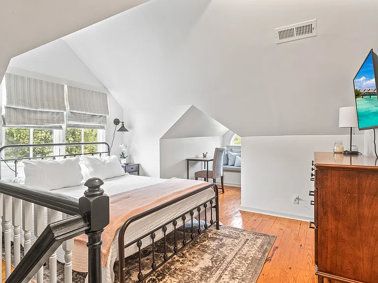901 Glenwood Ave #3 — Photo 24