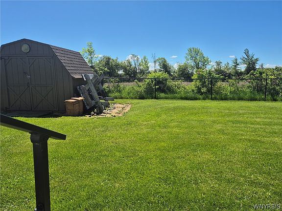 5th image of 11578 Goetze Ln #8