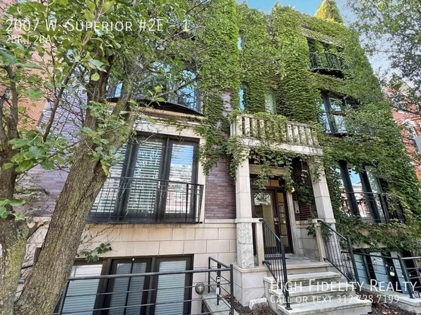 2007 W Superior St #2E-1, Chicago, IL 60614