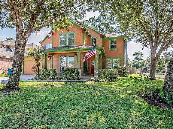 Welcome to Darby Ridge located in the beautifully tree-lined streets of Stone Forest. This charming Craftsman-style, Hardie siding home is waiting for your family.