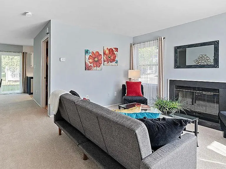 177 Jonathon Dayton Ct — Photo 3