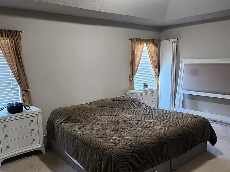 1247 Donegal Dr — Photo 13
