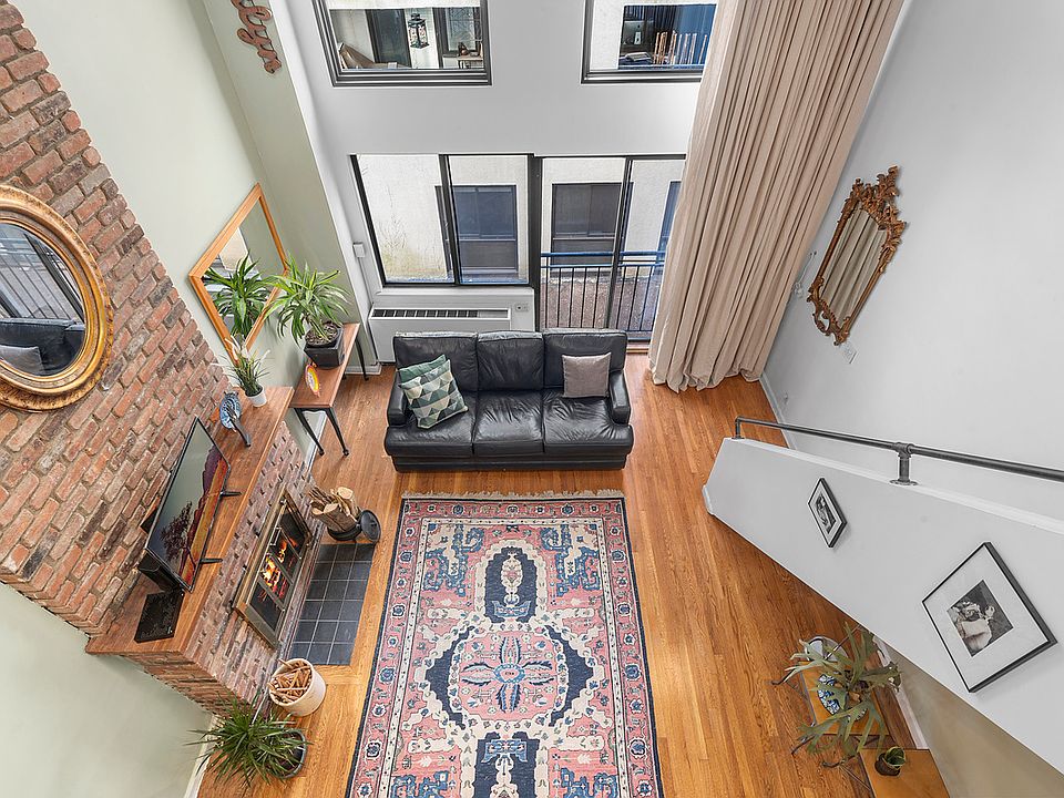 1st image of 121 Pacific St APT A1e