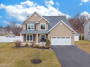 6 Jennifer Drive, Mechanicville, NY 12118