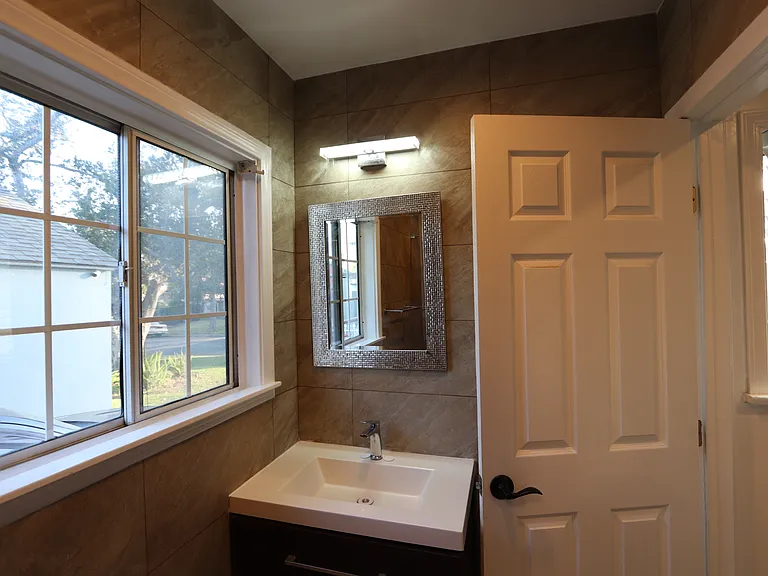 2512 Siwanoy Dr — Photo 12