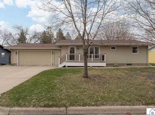 1441 Thomas St, Saint Peter, MN 56082