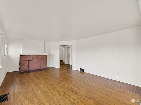 3rd image of 4001 S Thompson Avenue #A/B