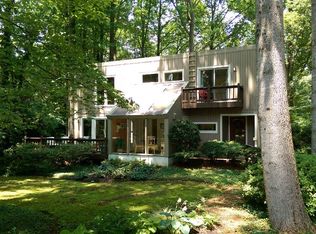 1897 Faculty Dr, Winston Salem, NC 27106