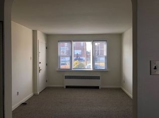 1131 Friendship St #1, Philadelphia, PA 19111