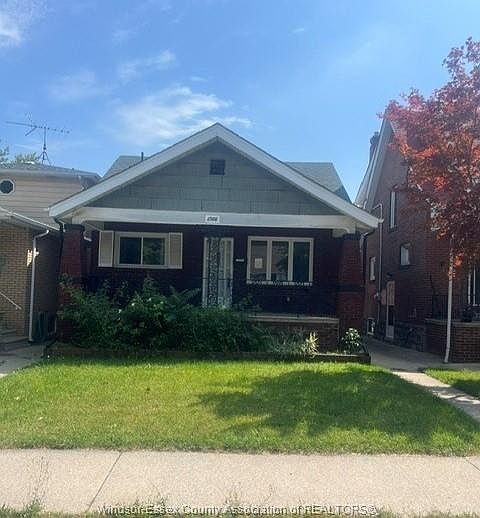 1st image of 1366 Moy Ave