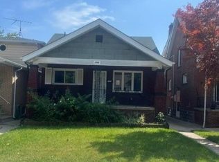 1366 Moy Ave, Windsor, ON N8X4S6