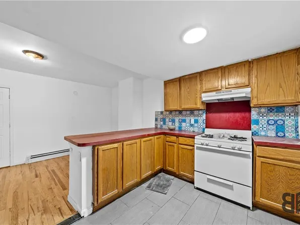 284 Mac Dougal St, Brooklyn, NY 11233