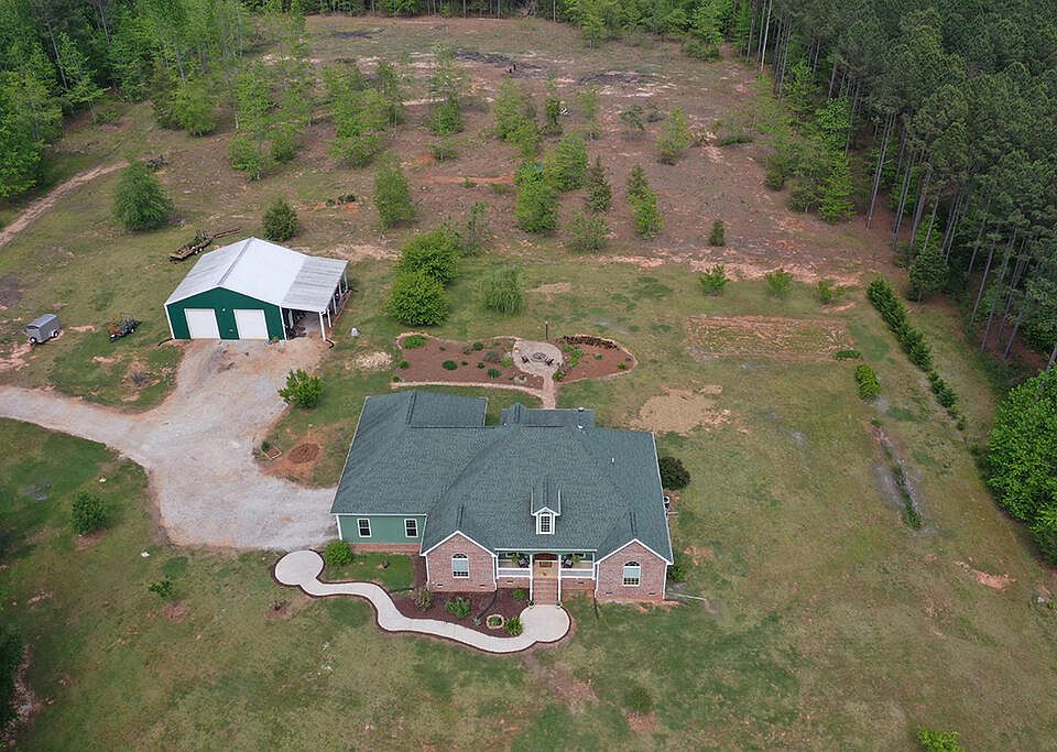 1st image of 551 Chipley Rd