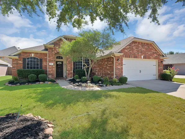 505 Victory Ln, Mansfield, TX 76063